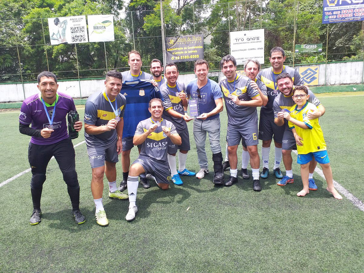 Associados ganham espaço fixo para jogar futebol society às segundas –  AMPERJ